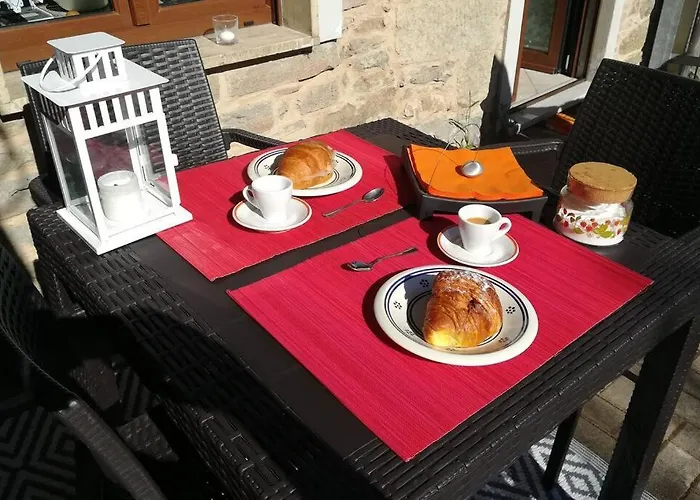 Poli Con Giardino Apartament