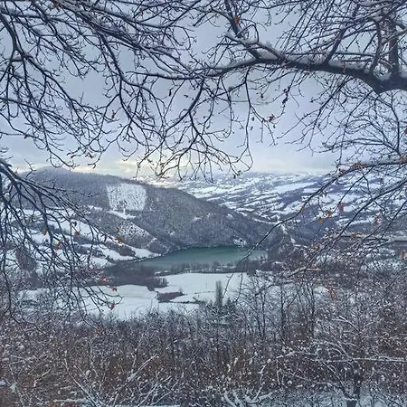Poli Con Giardino Διαμέρισμα *