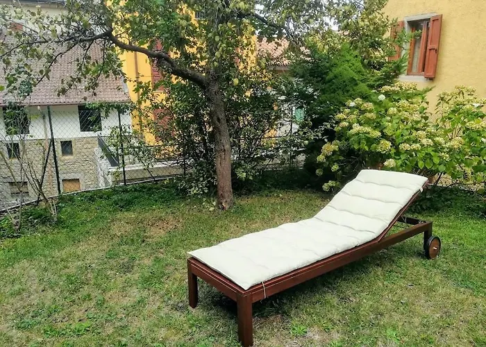 Poli Con Giardino Lejlighed *